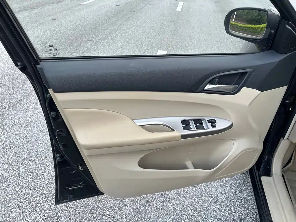 BYD F3 2015