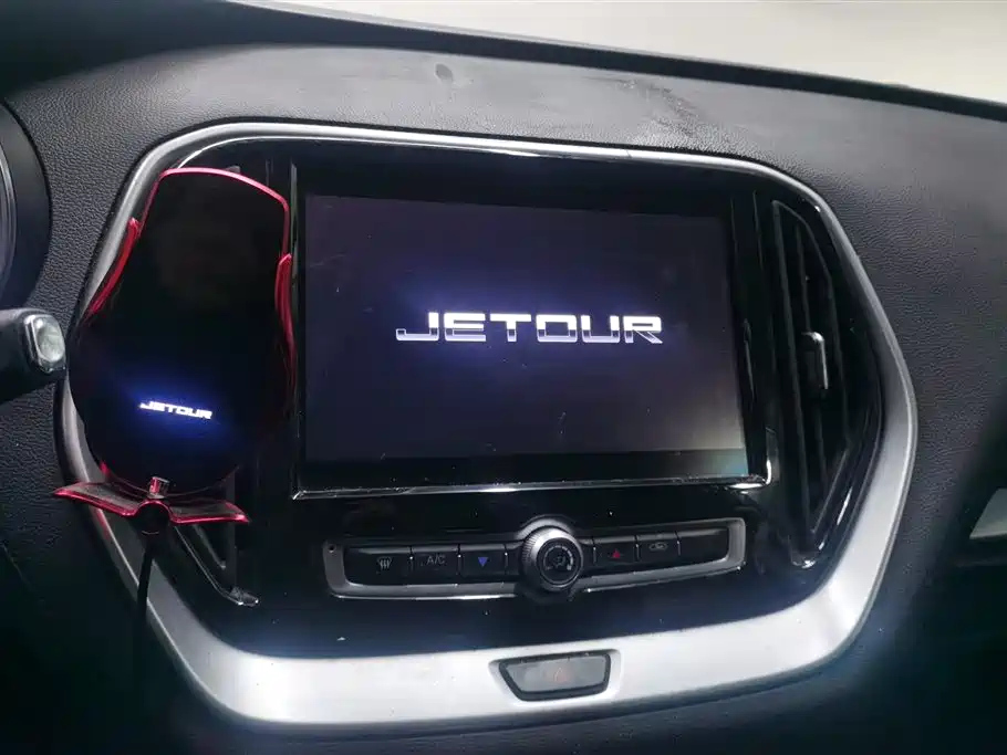 JETOUR X70 2019