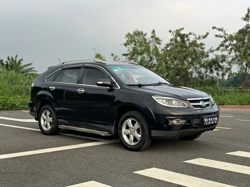 BYD S6 2013