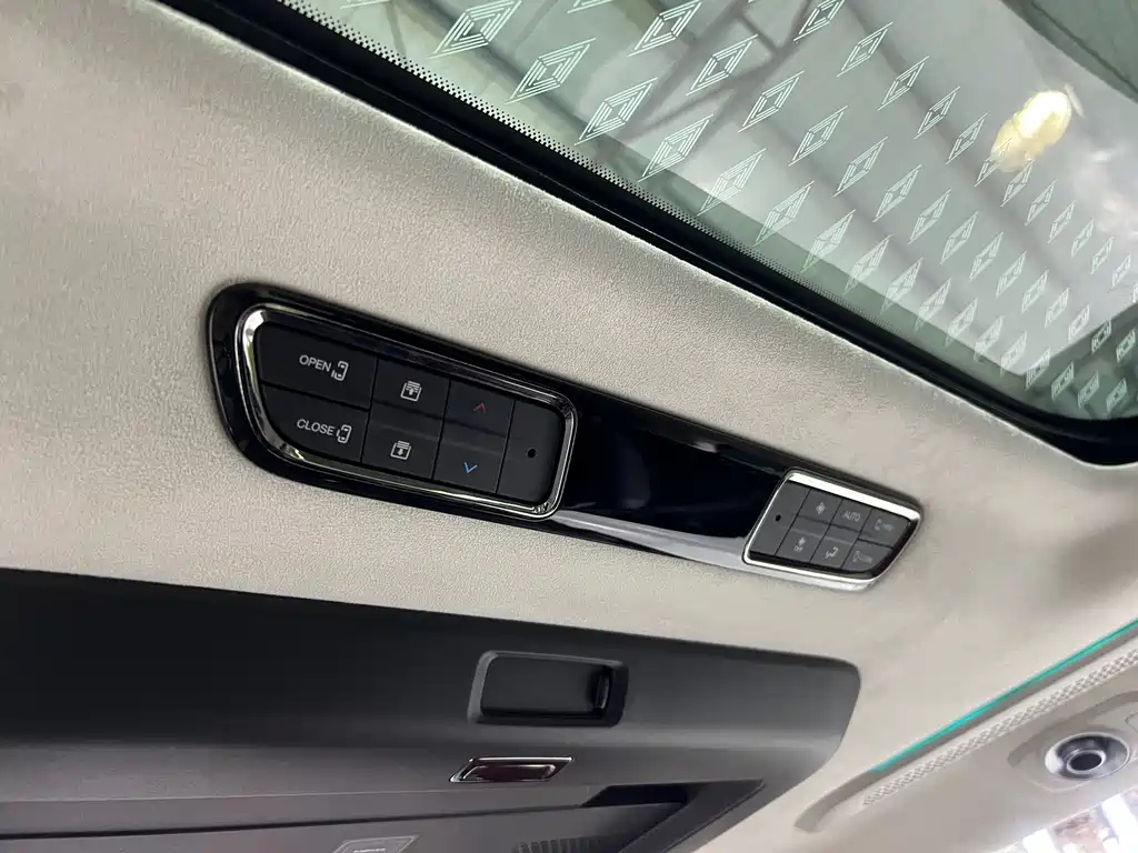 TRUMPCHI E9 2023