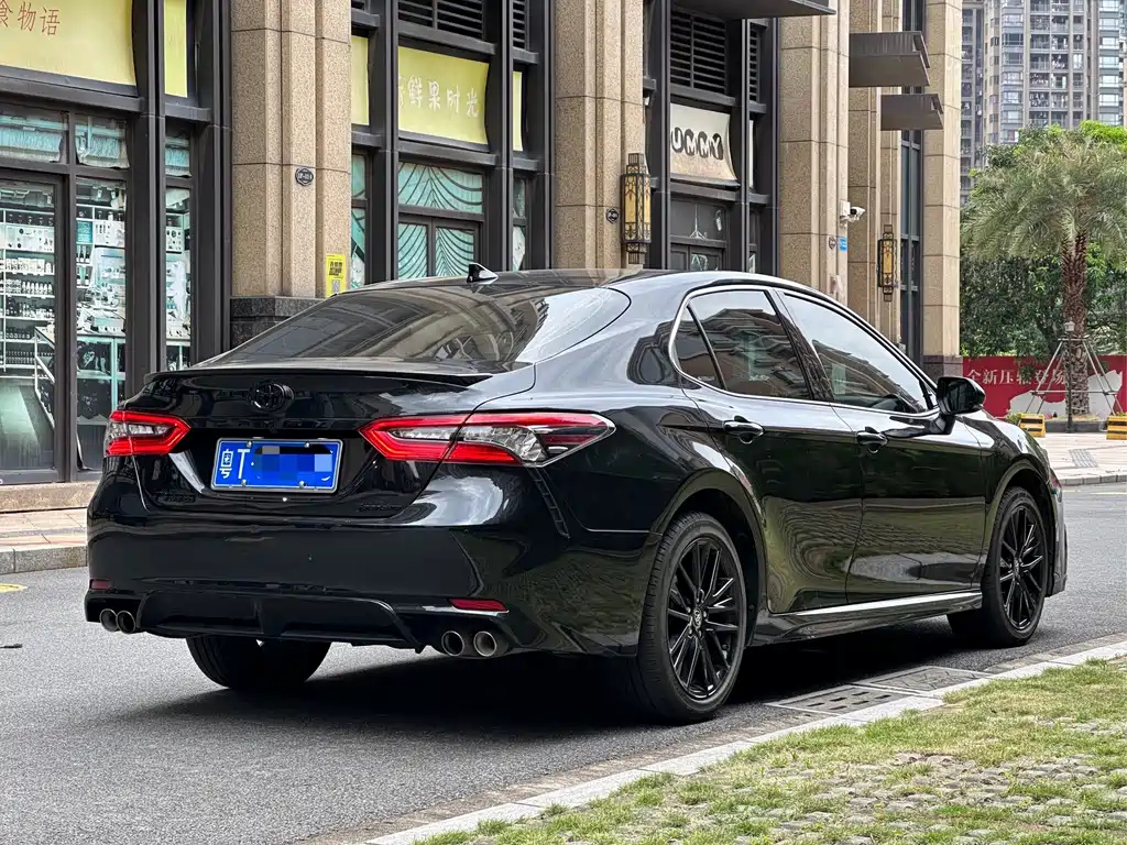 TOYOTA CAMRY 2023
