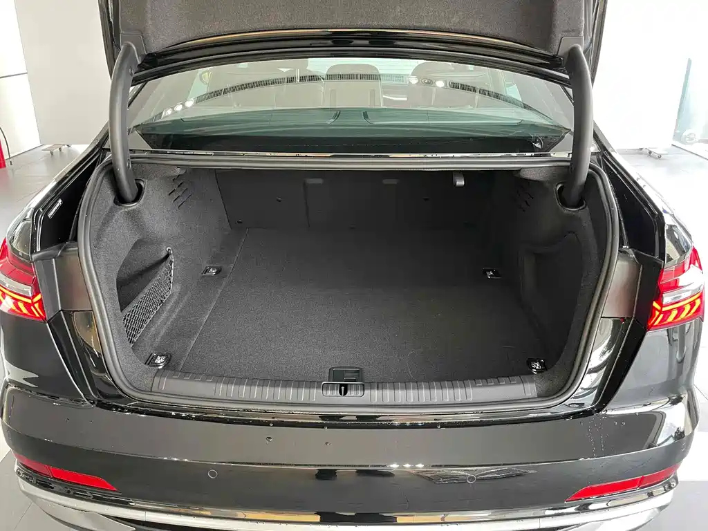 AUDI A6L 2024