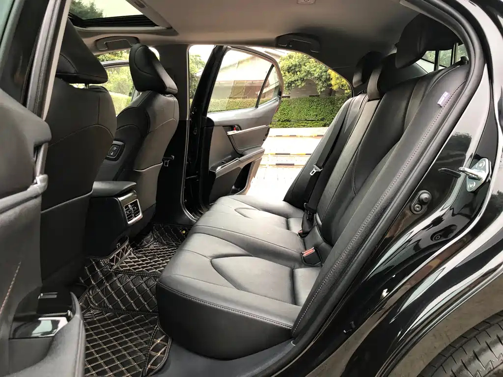 TOYOTA CAMRY 2023