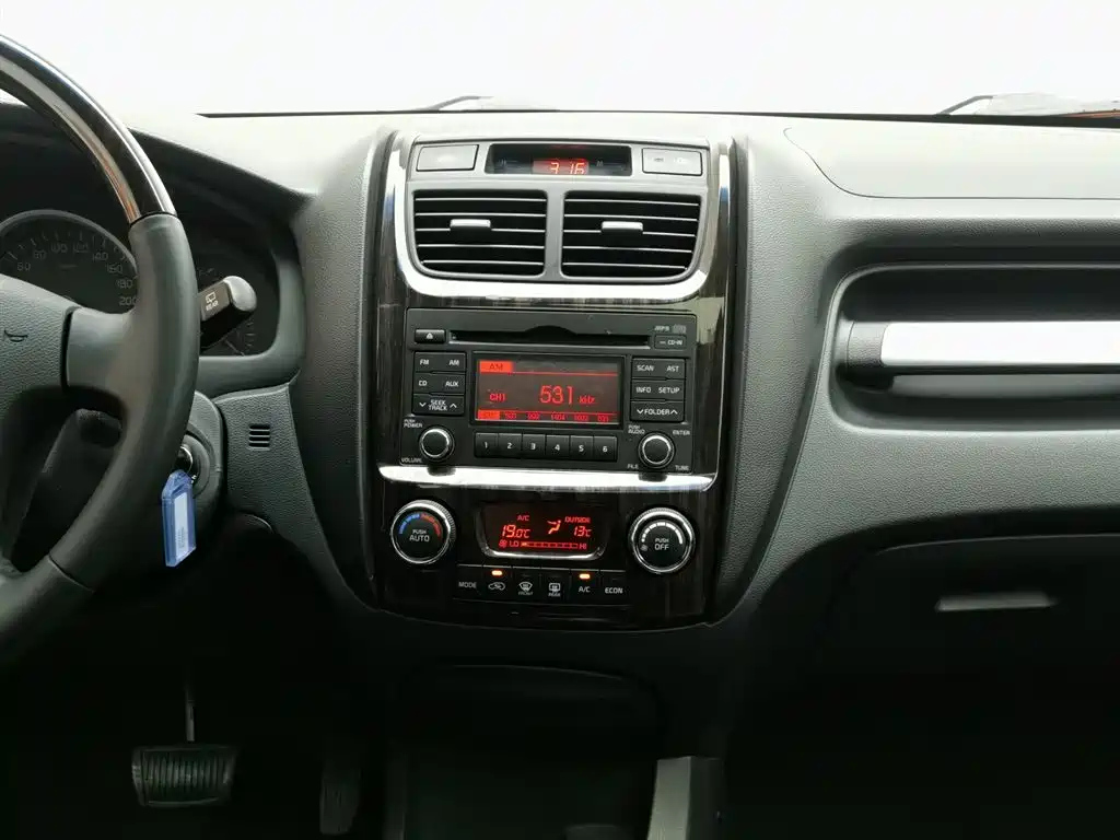 KIA SPORTAGE 2015