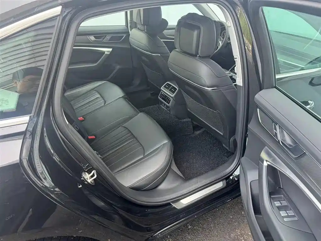 AUDI A6L 2023