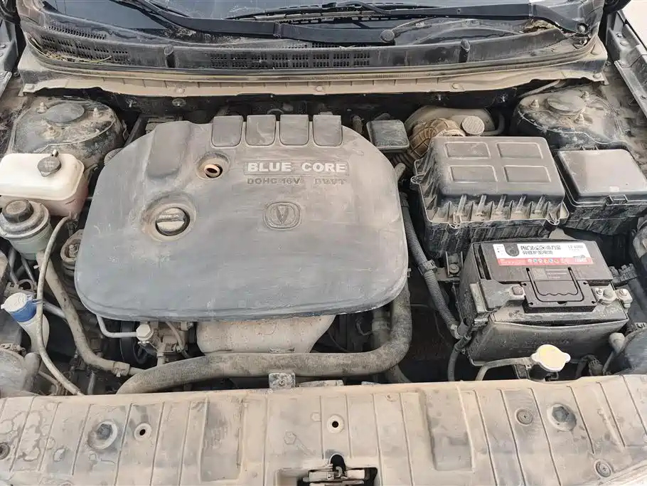 CHANGAN EADO 2014