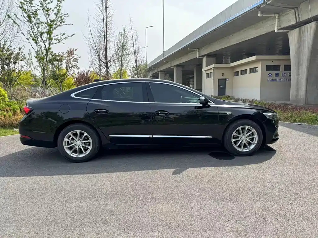 BUICK LACROSSE 2022