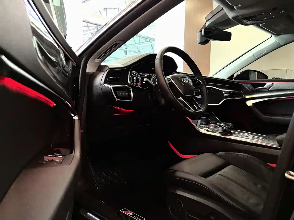 AUDI A7 2021