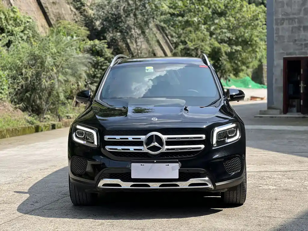 MERCEDES BENZ GLB 2021