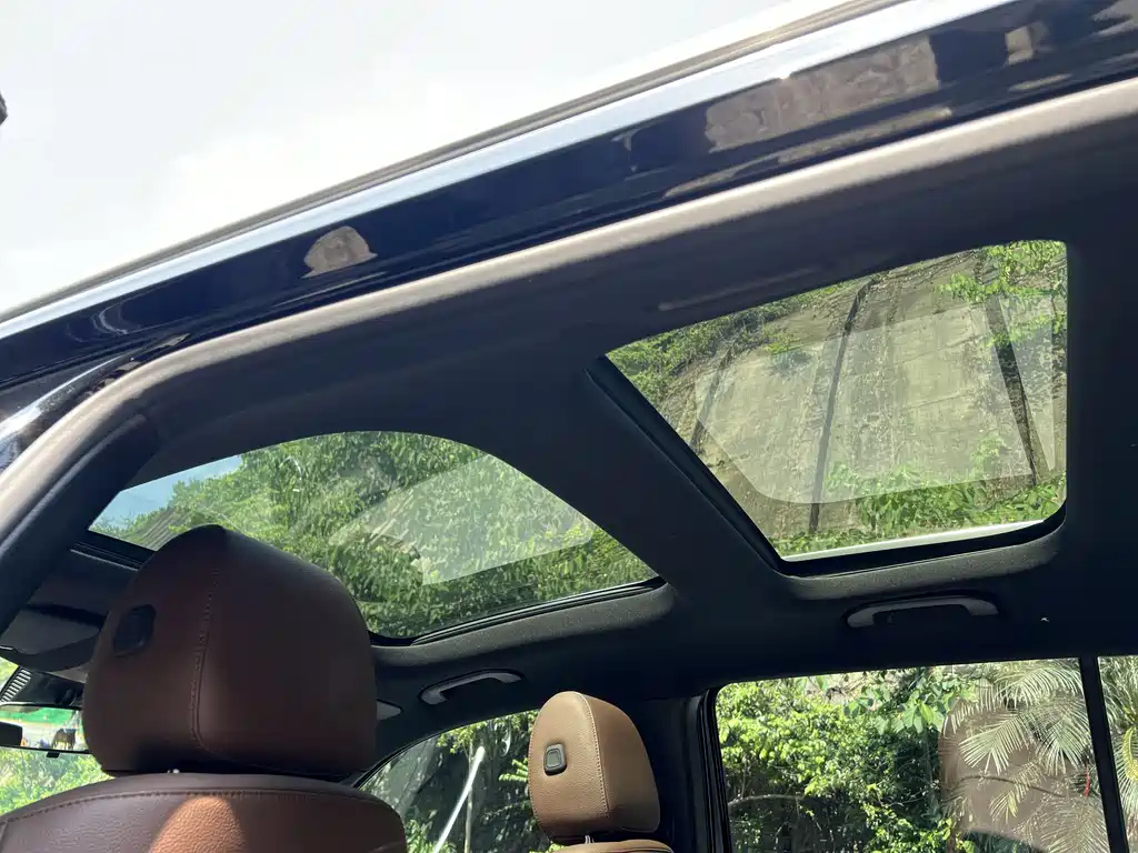 MERCEDES BENZ GLB 2021