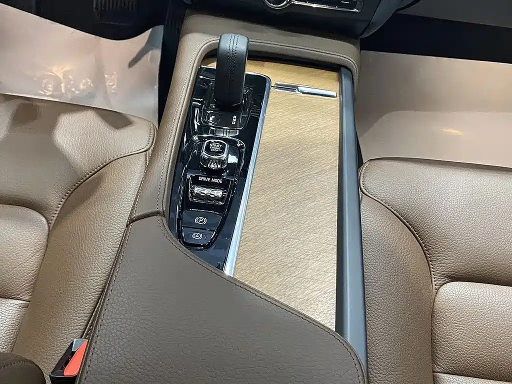 VOLVO S90 2021