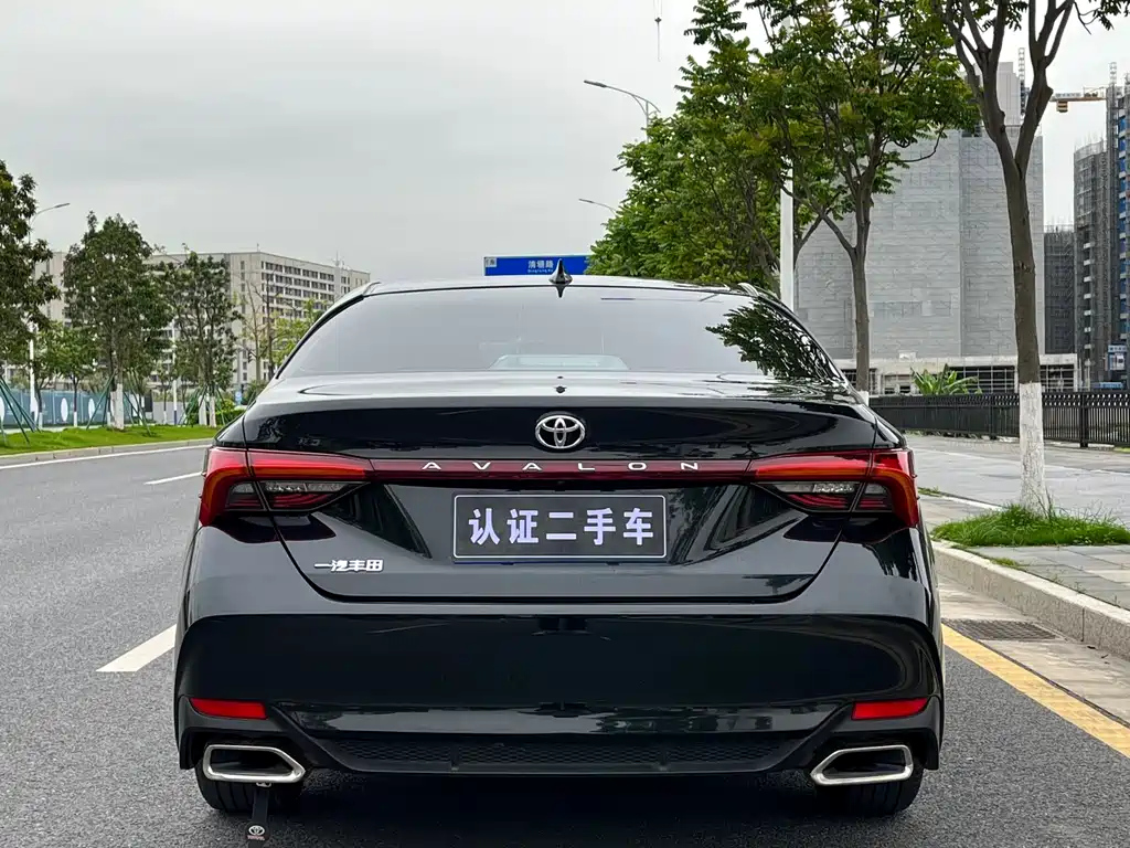 TOYOTA AVALON 2022