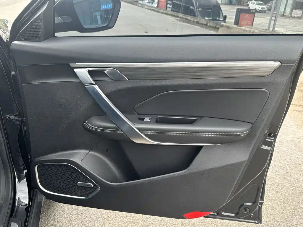 GEELY AUTO BOYUE 2021