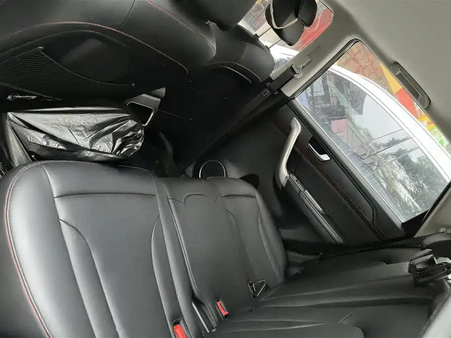 HAVAL H6 2015