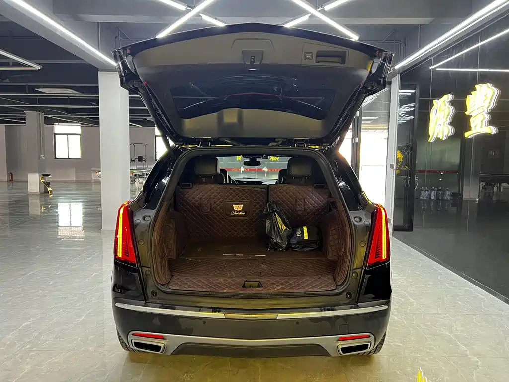 CADILLAC XT5 2022