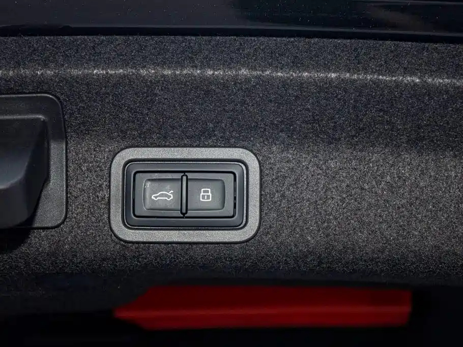 AUDI A6L 2023