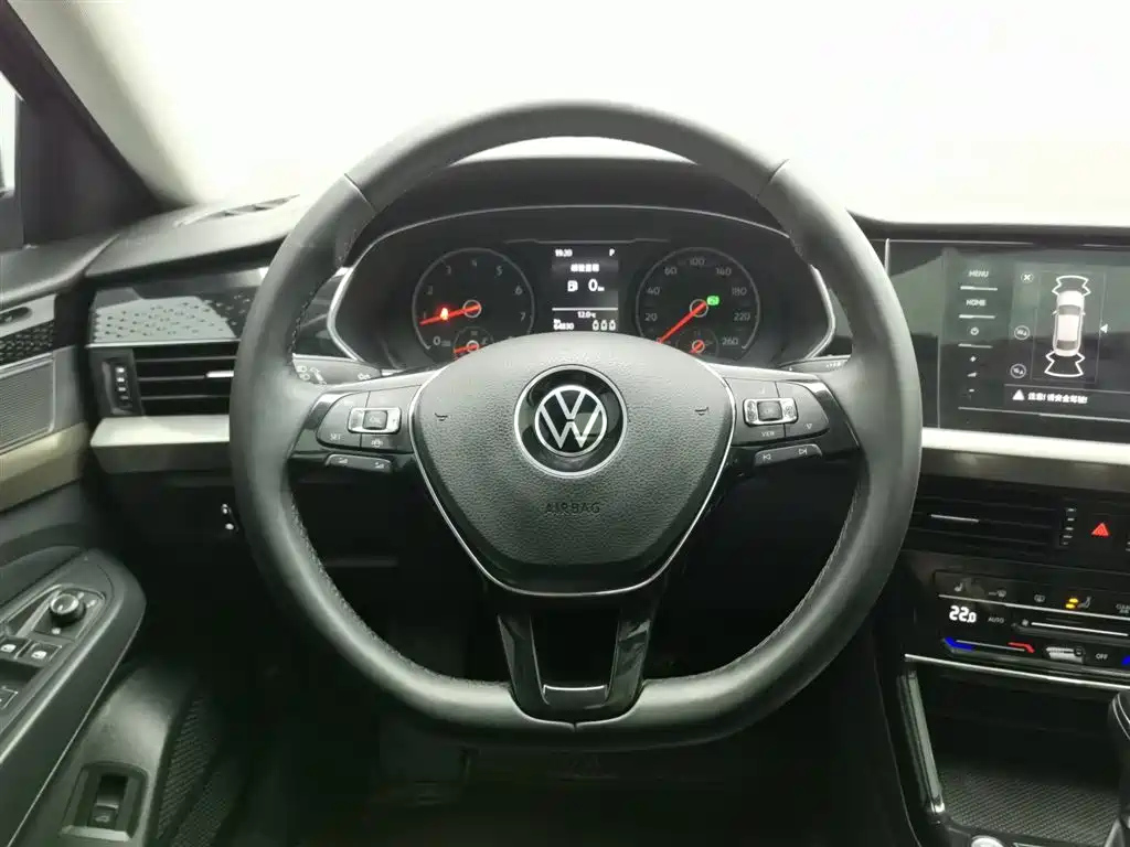 VOLKSWAGEN PASSAT 2021