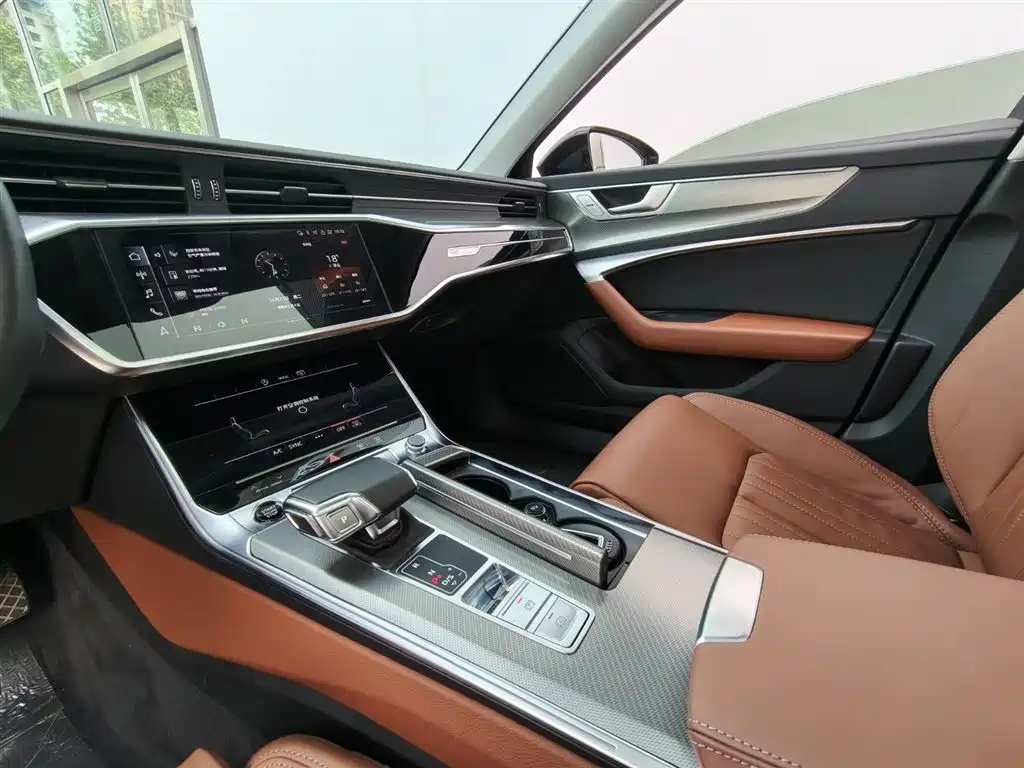 AUDI A6L 2023
