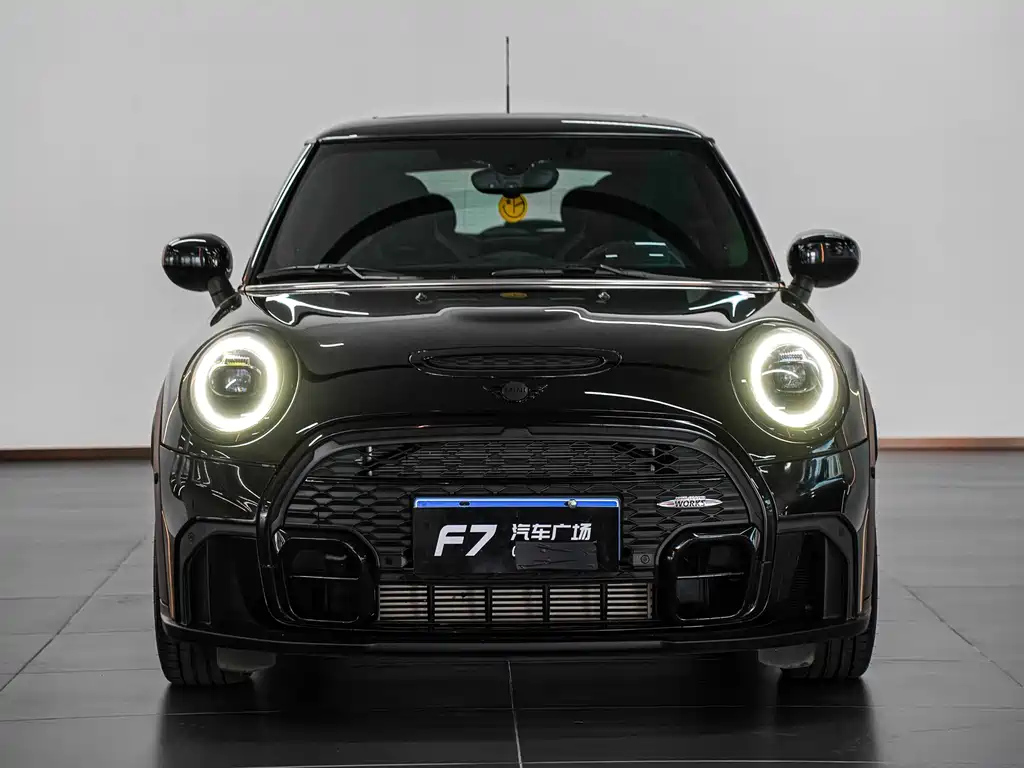 MINI JCW 2022