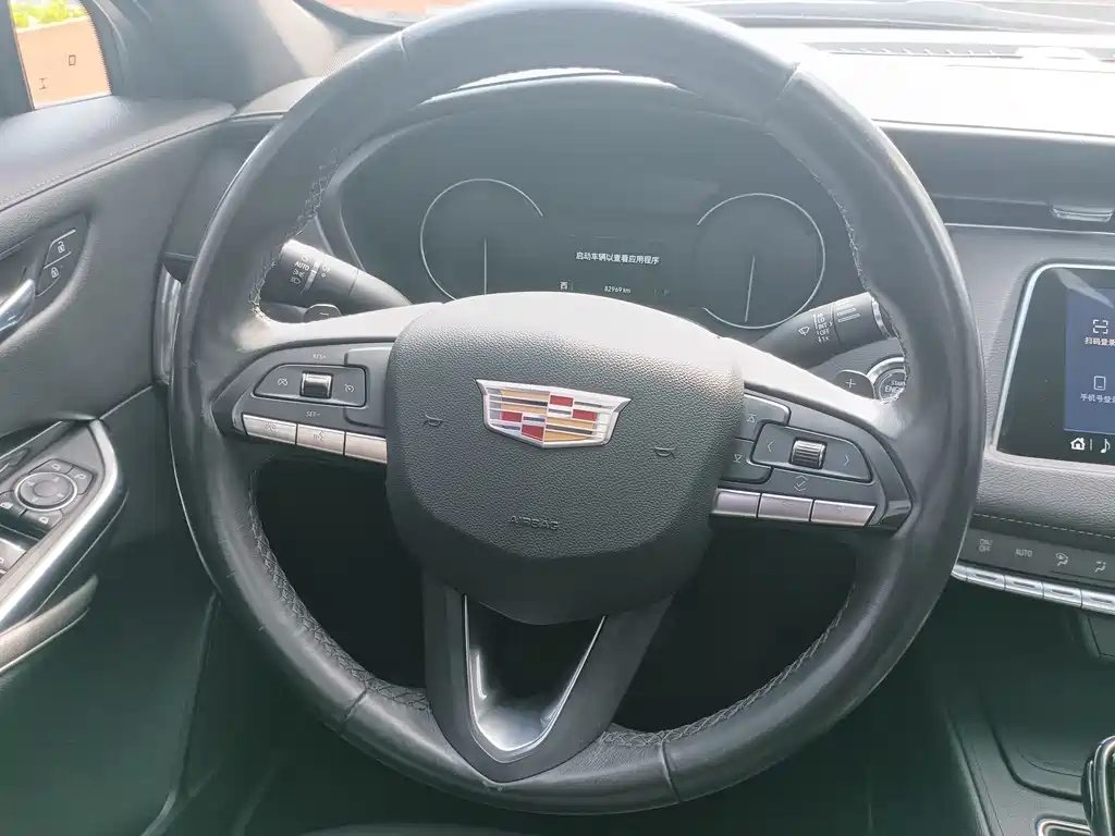 CADILLAC XT4 2020