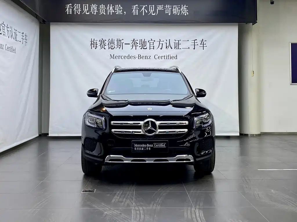 MERCEDES BENZ GLB 2023