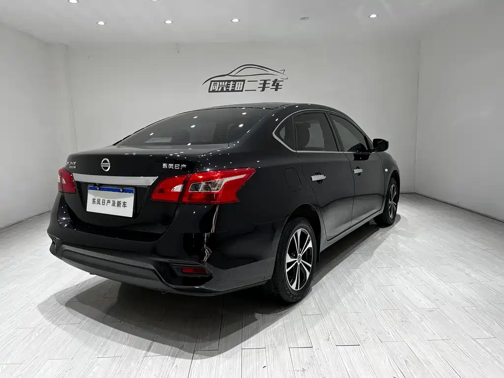 NISSAN SYLPHY 2022
