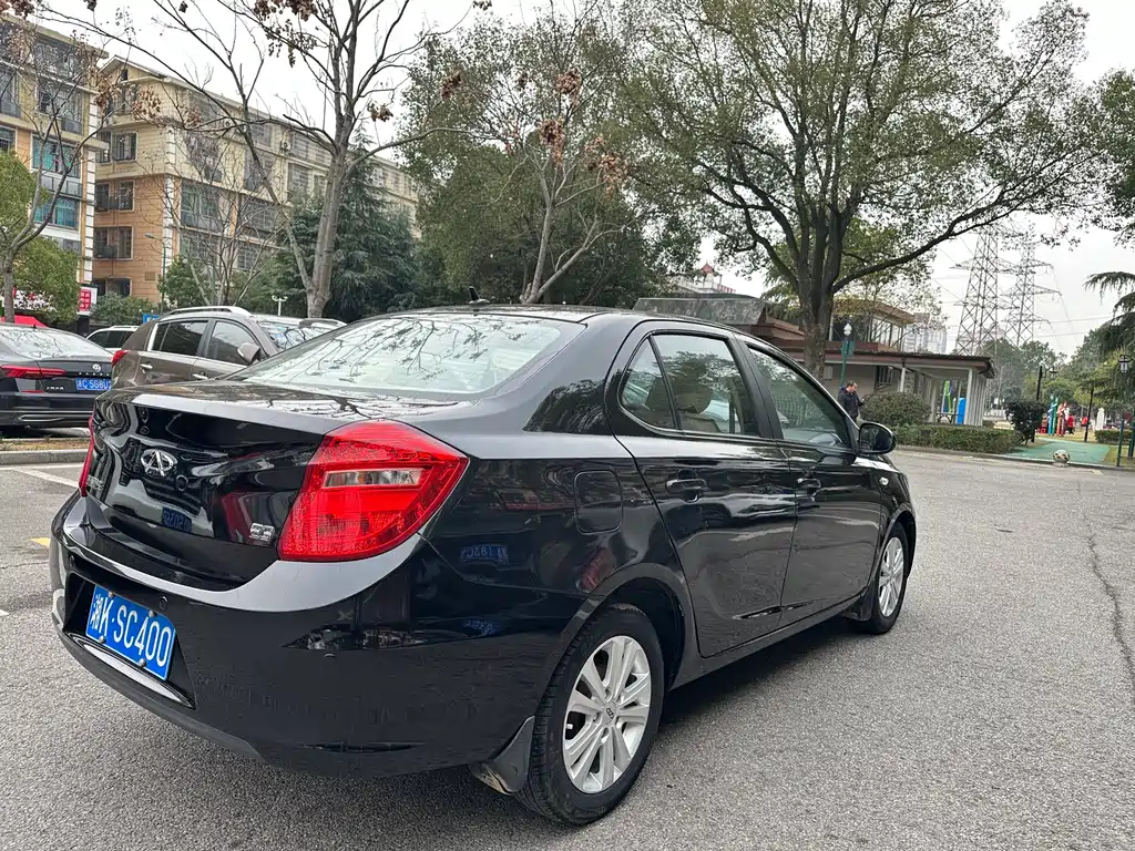 CHERY E3 2015