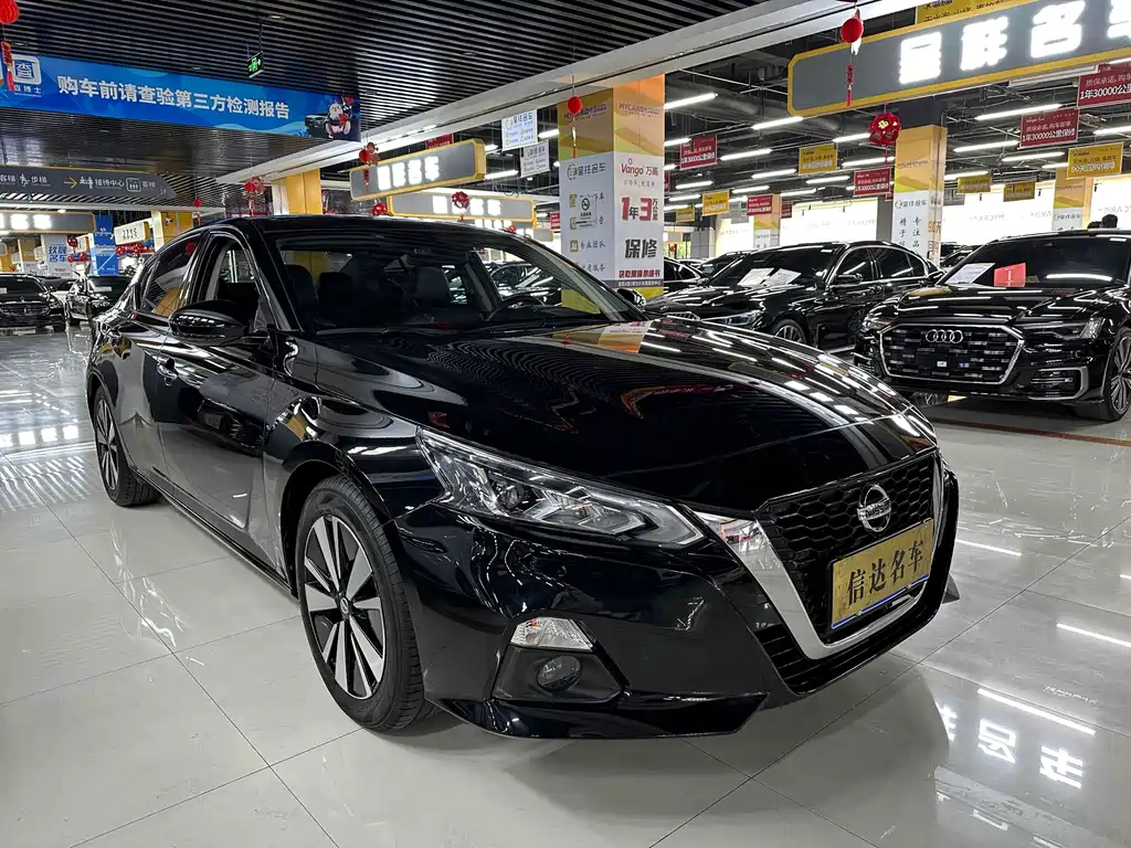 NISSAN TEANA 2021