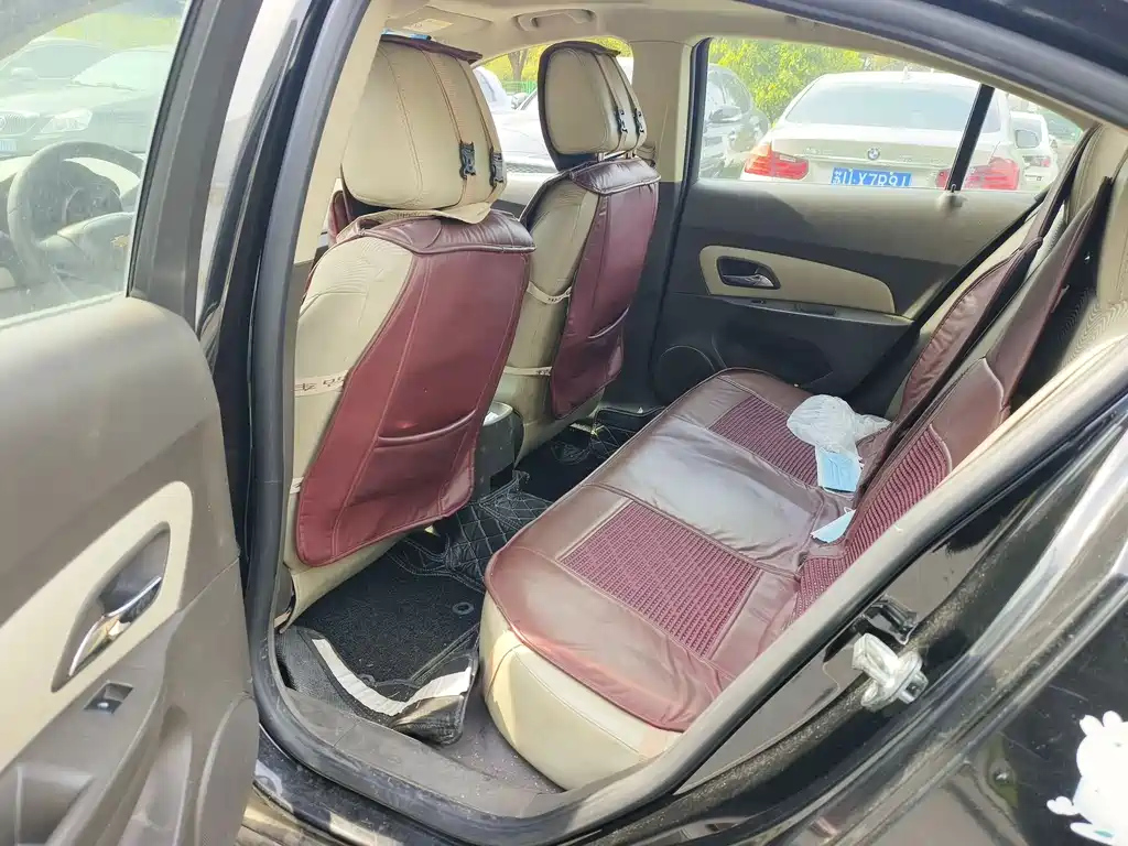 CHEVROLET CRUZE 2015