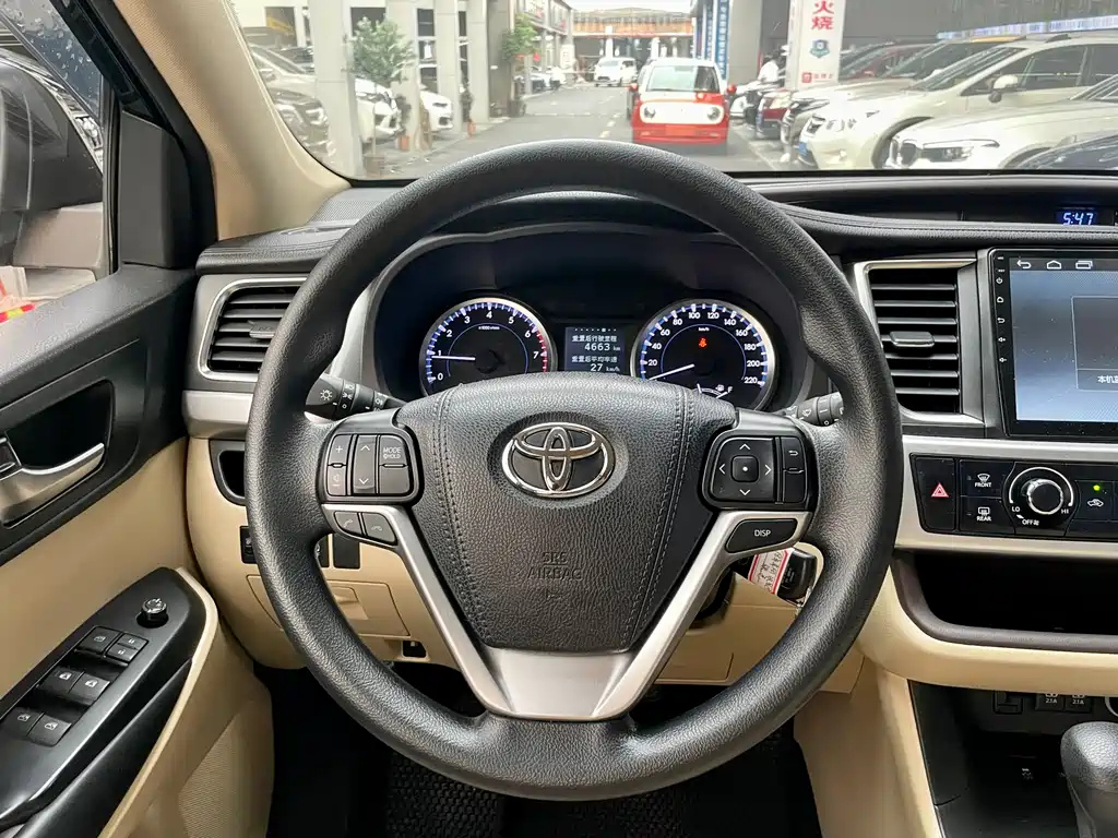TOYOTA HIGHLANDER 2019