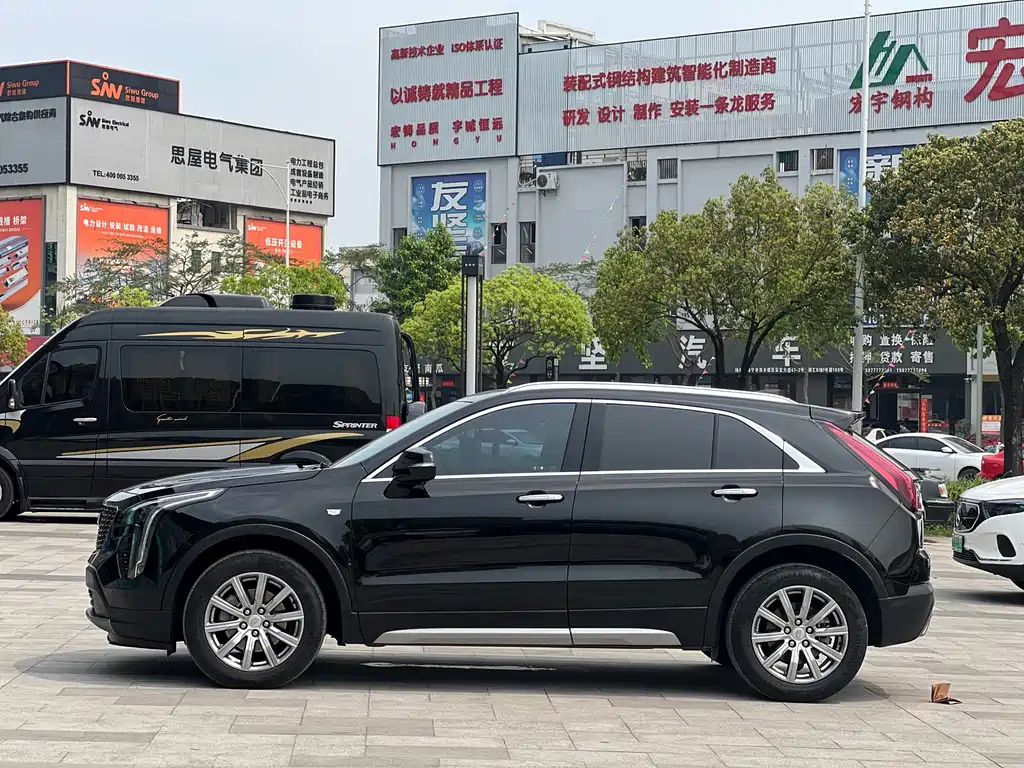 CADILLAC XT4 2022