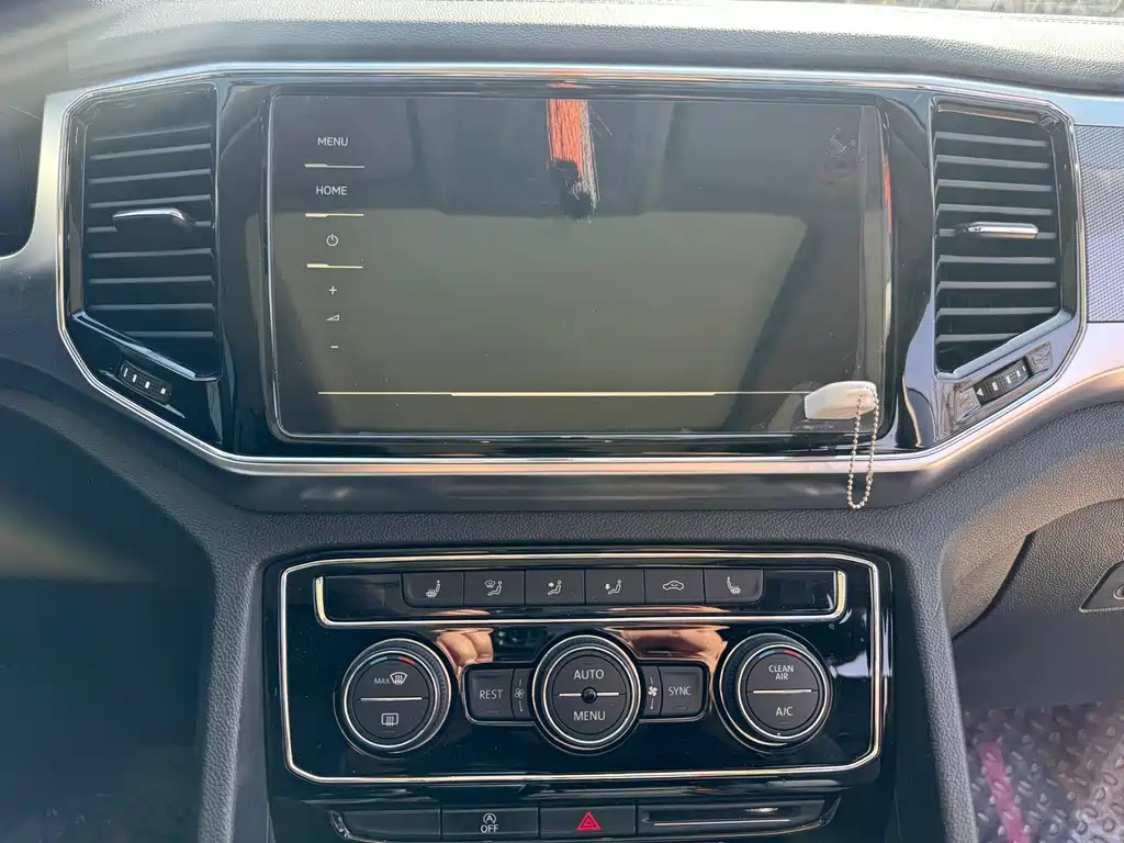 VOLKSWAGEN TOURAN 2020