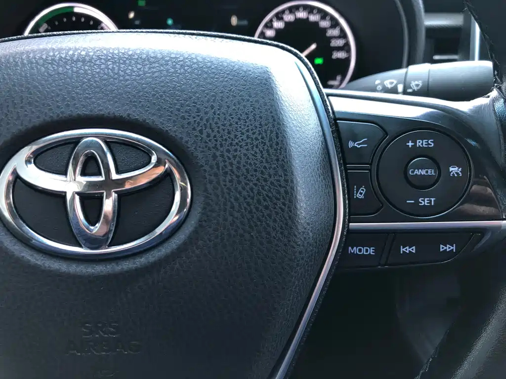 TOYOTA AVALON 2021