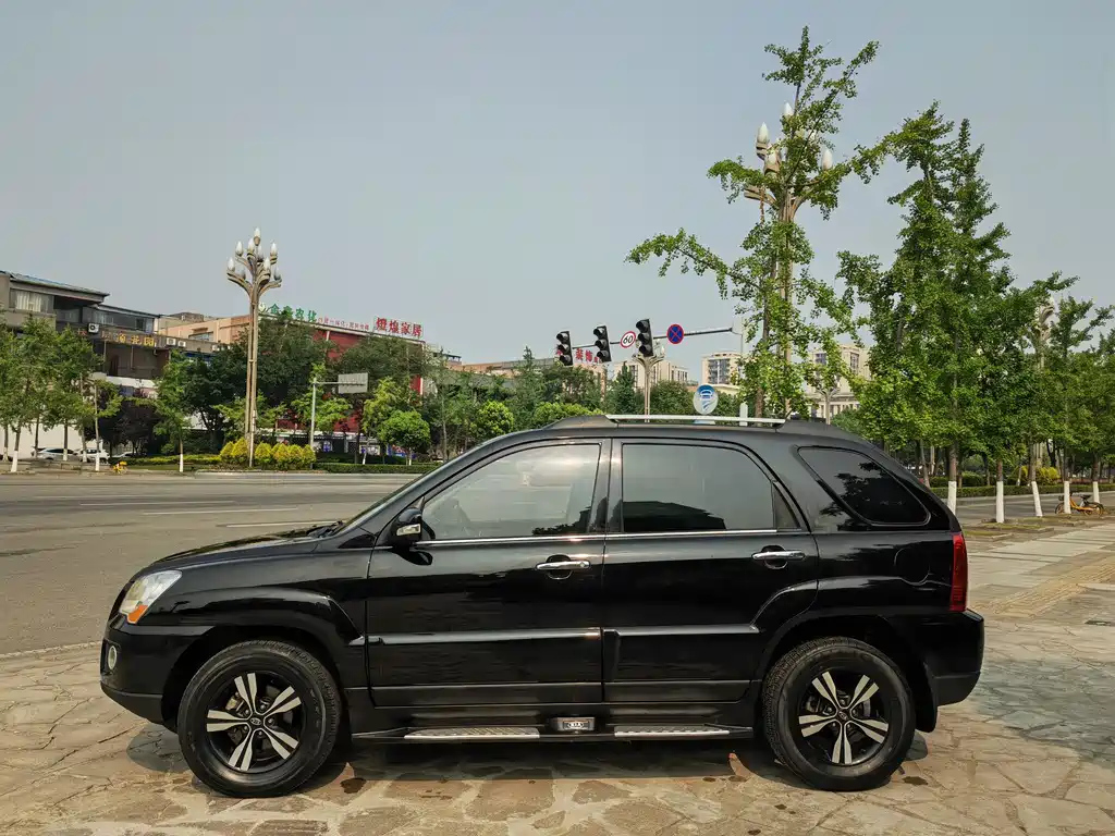 KIA SPORTAGE 2010