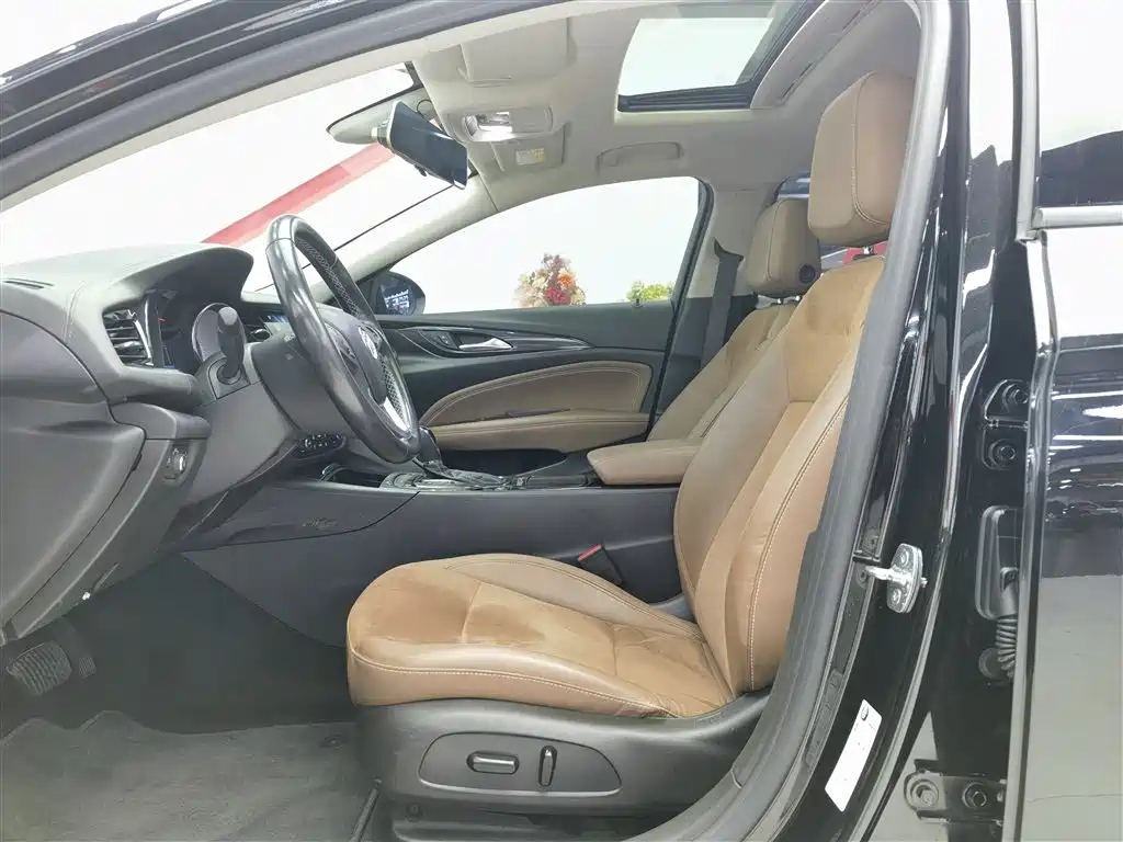 BUICK REGAL 2020