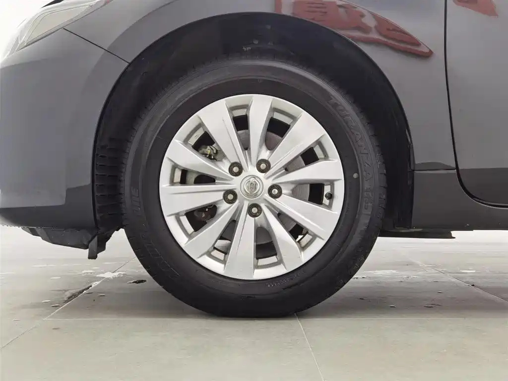NISSAN TEANA 2018