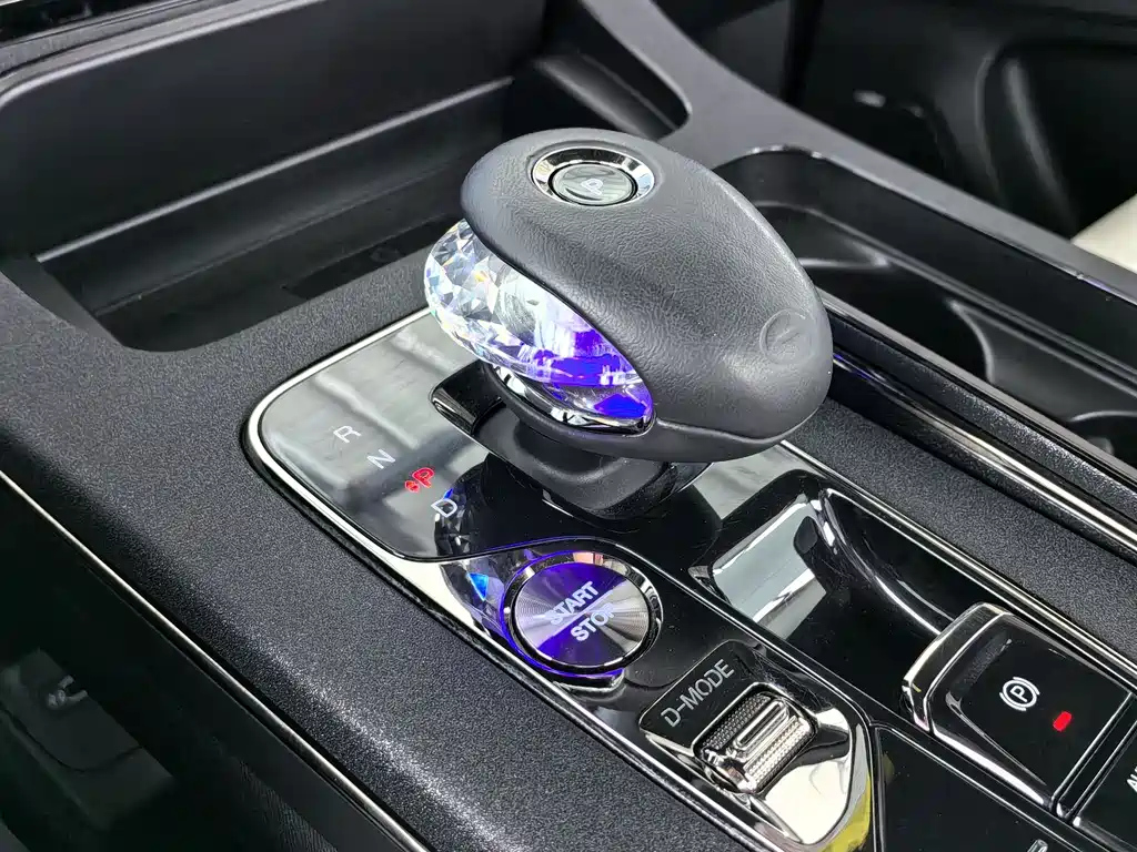 TRUMPCHI M8 2023