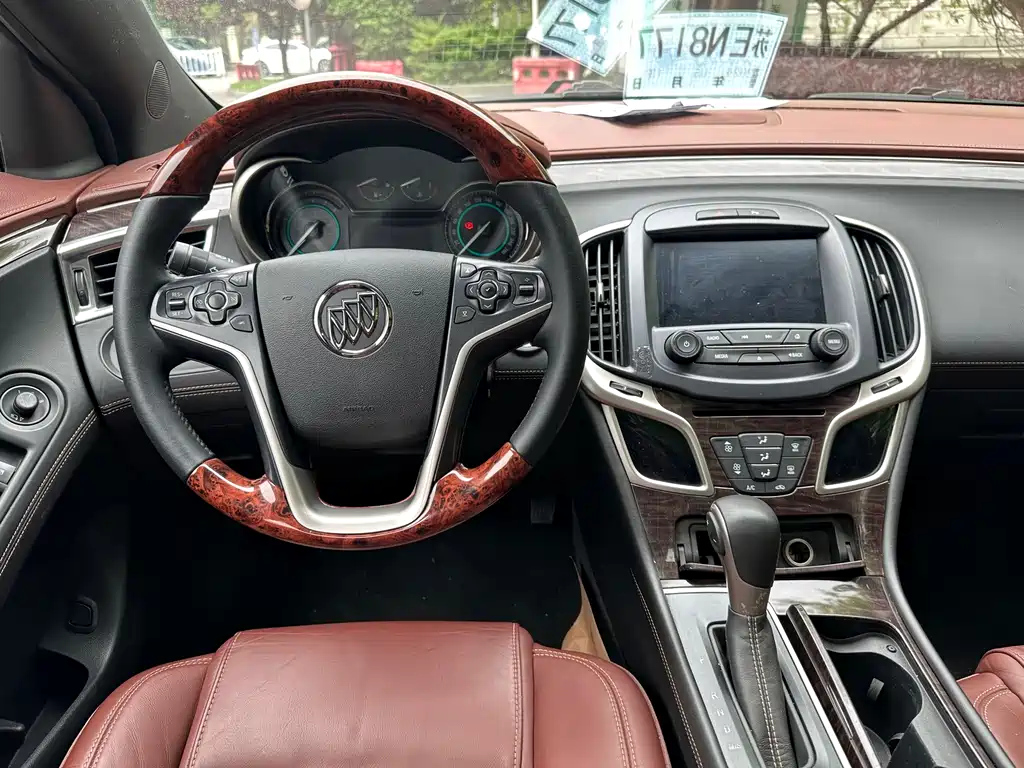 BUICK LACROSSE 2016