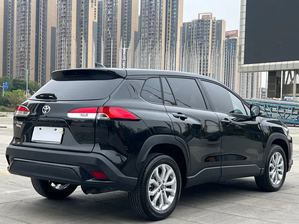 TOYOTA FRONTLANDER 2024