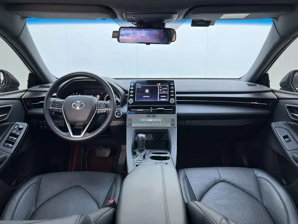 TOYOTA AVALON 2022
