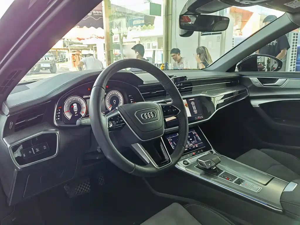 AUDI A6L 2023