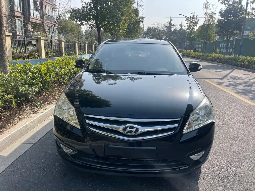 HYUNDAI CELESTA 2009
