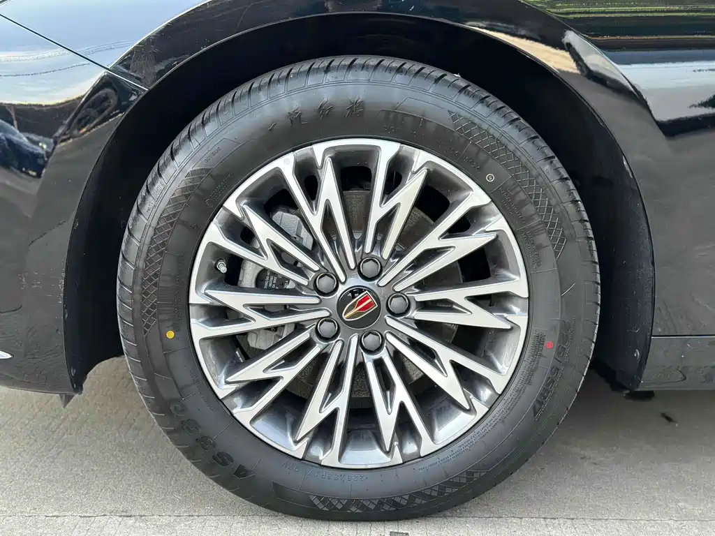 HONGQI H5 2025