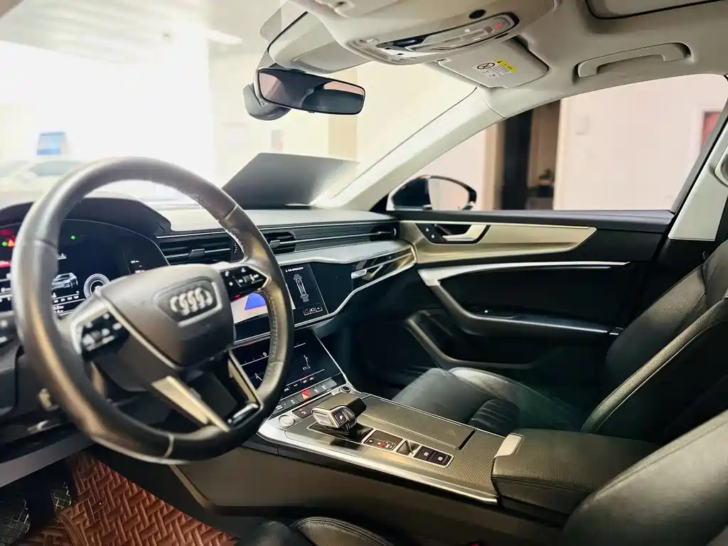 AUDI A6L 2019