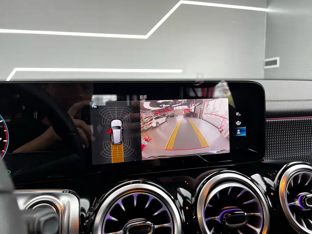 MERCEDES BENZ GLB 2022