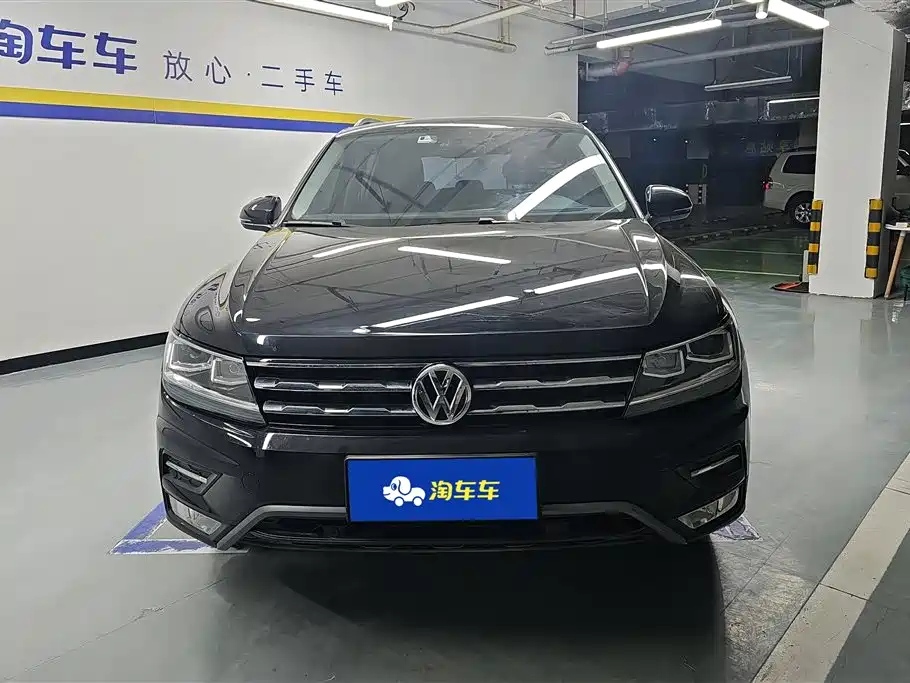VOLKSWAGEN TIGUAN L 2020