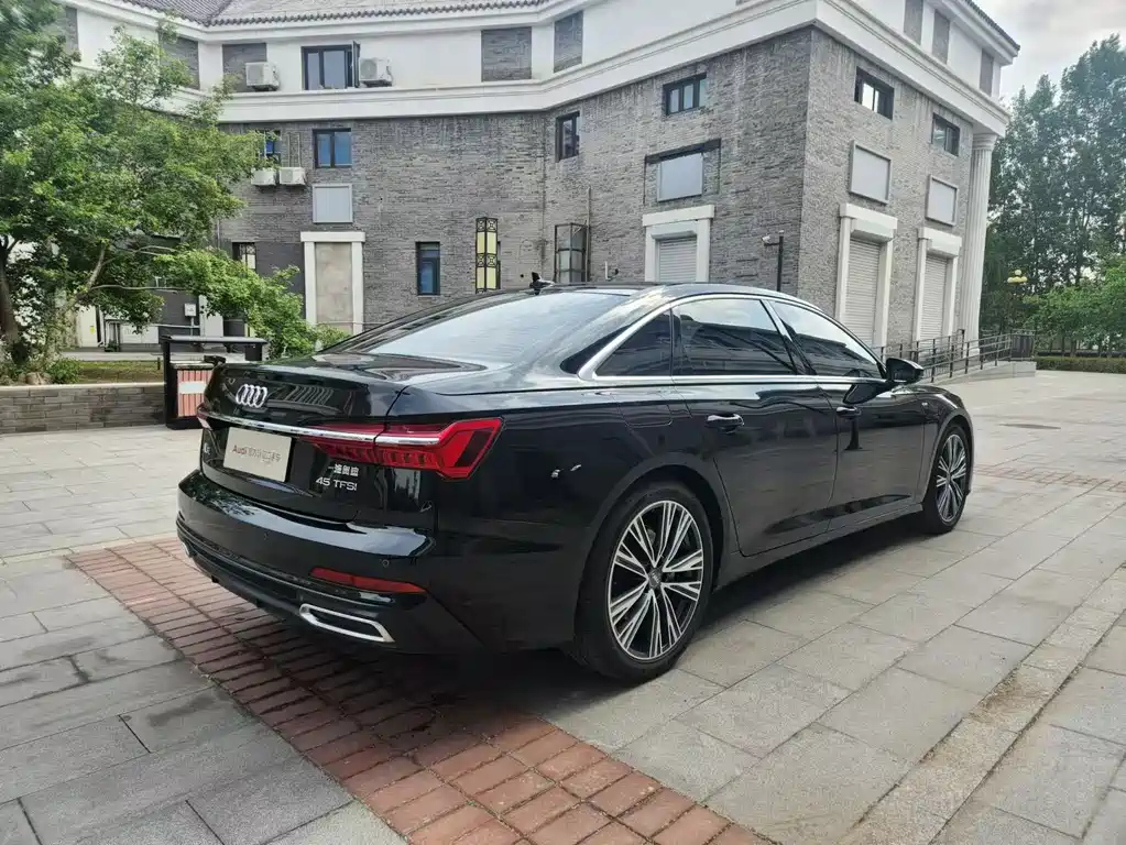 AUDI A6L 2020