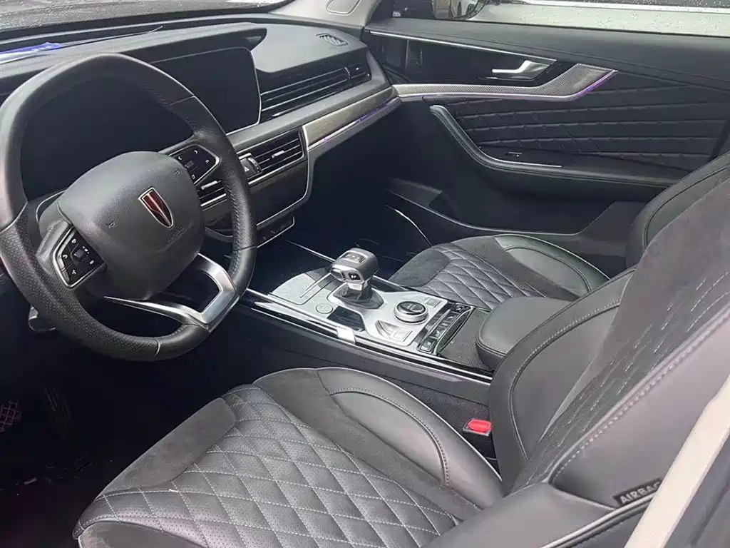 HONGQI HS5 2024