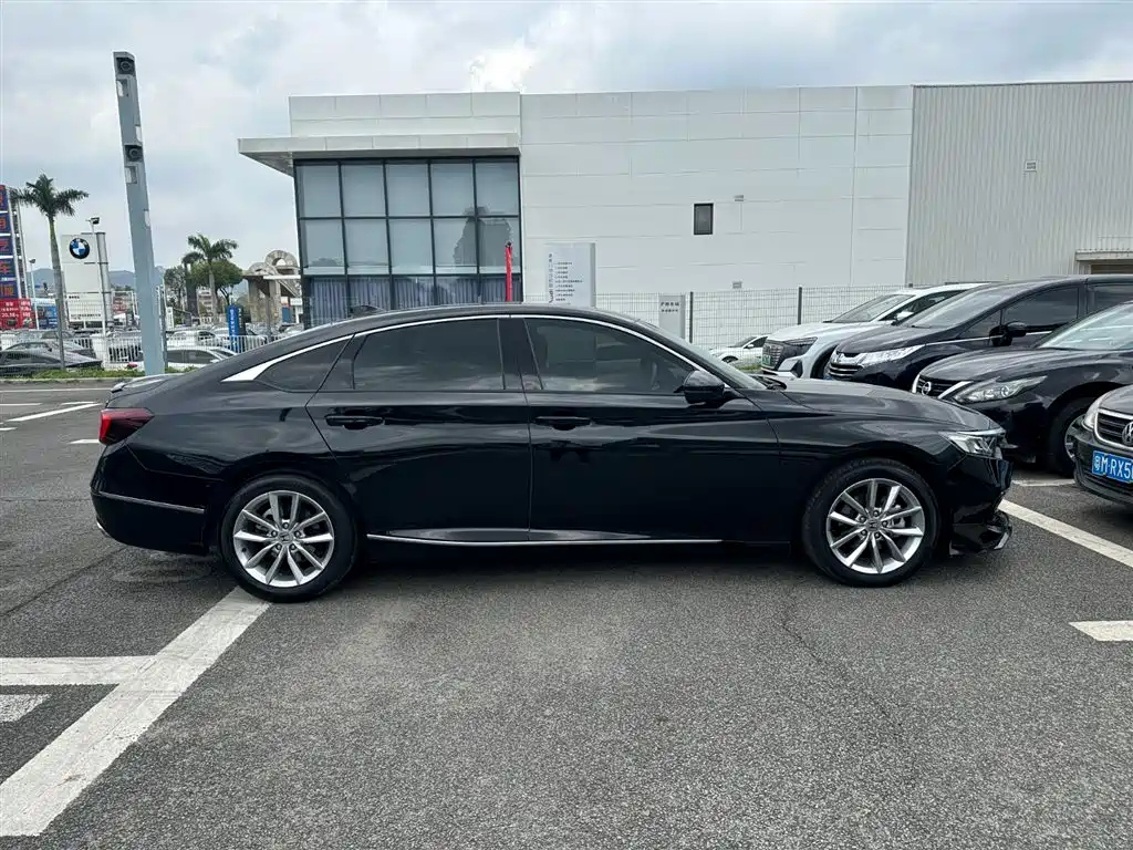 HONDA ACCORD 2022