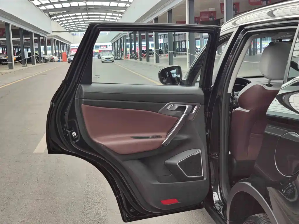 GEELY AUTO BOYUE 2022